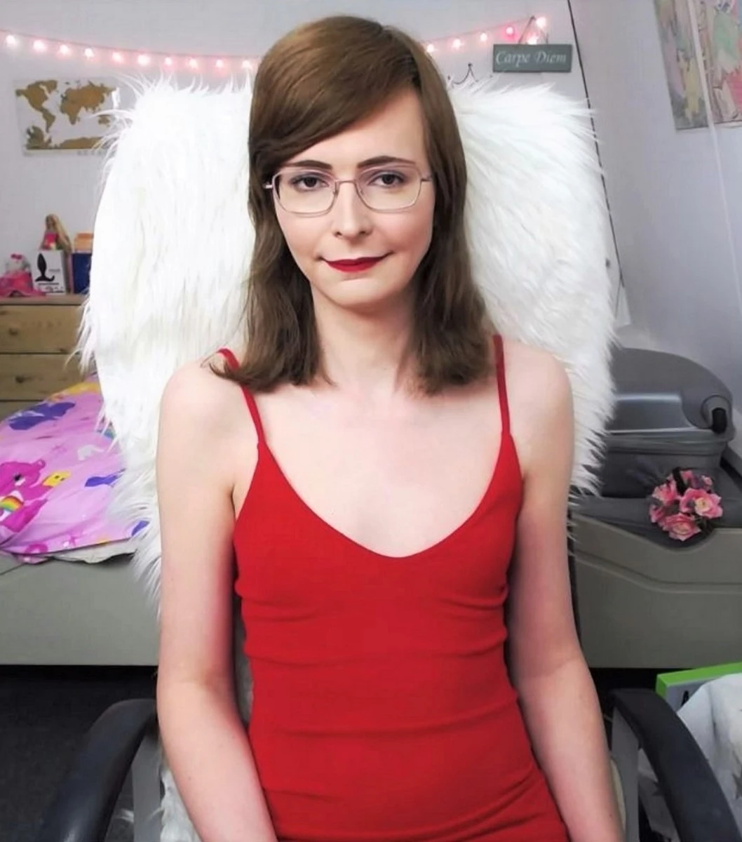 Lara Luv is an escort and call girl in Antwerp, Belgium